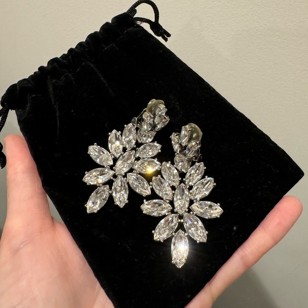 OSCAR DE LA RENTA - Crystal 'Navette' Clip-On Drop Earrings
